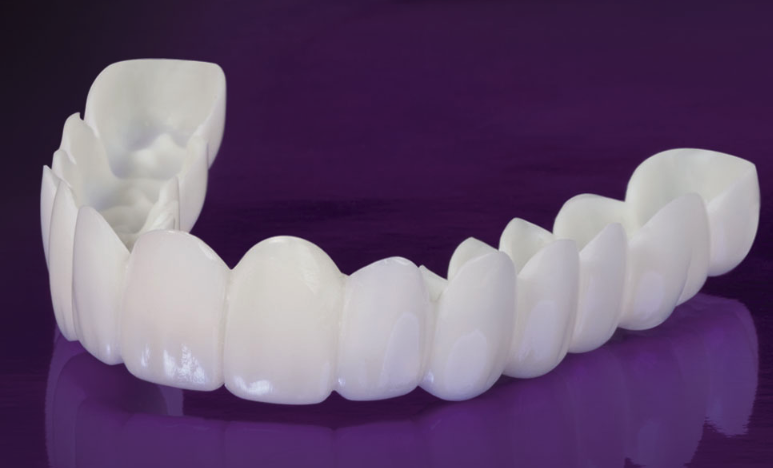 Kit Odontológico - Prótese Superior e Prótese Inferior